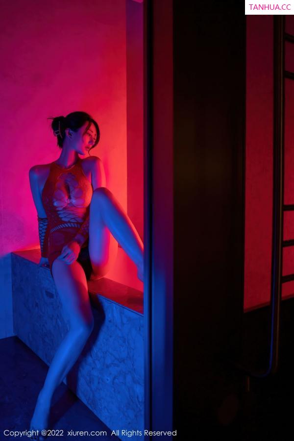 苏小曼  [XiuRen]高清写真图 2022.04.28 No.4936 苏小曼babyface第43张图片
